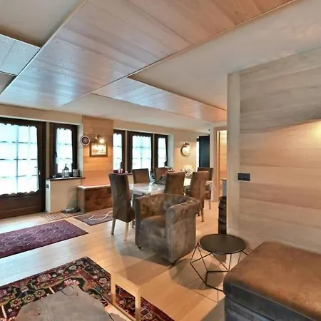 Holiday home Charming 3-bedroom In Courmayeur, Aosta Valley
